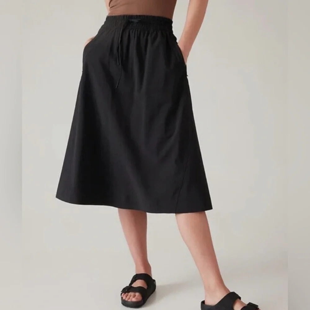 Athleta Arrival Skirt, Black